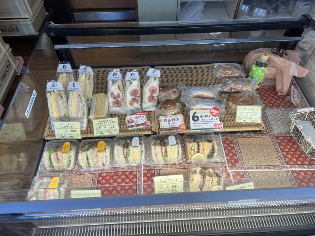 ダンマルシェ本店のサンドウィッチ